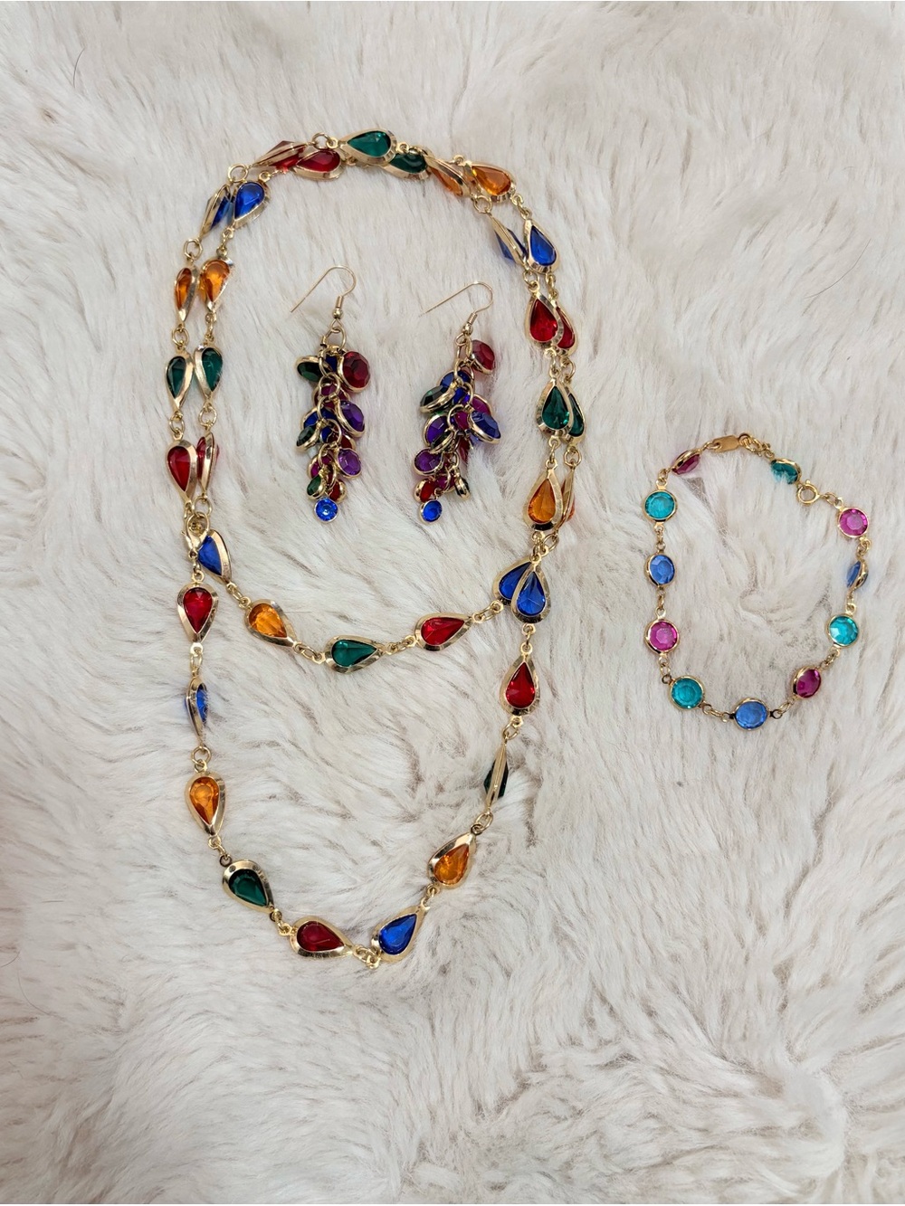Vintage Style Multi Color Crystal Necklace Earring Bracelet Set Gold Tone